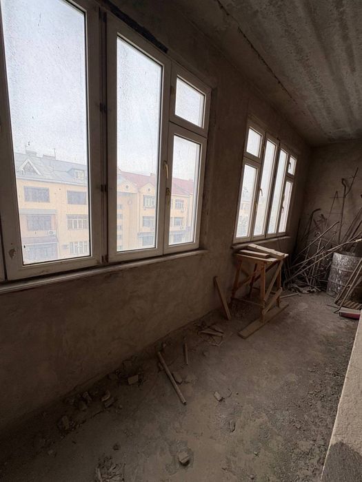 Генерал Узоков. Банковски дом 3 х ком. 145 м2 + 80 м2 мансарда