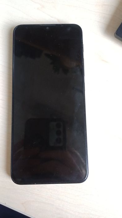 Продам телефон moto e(7) plus