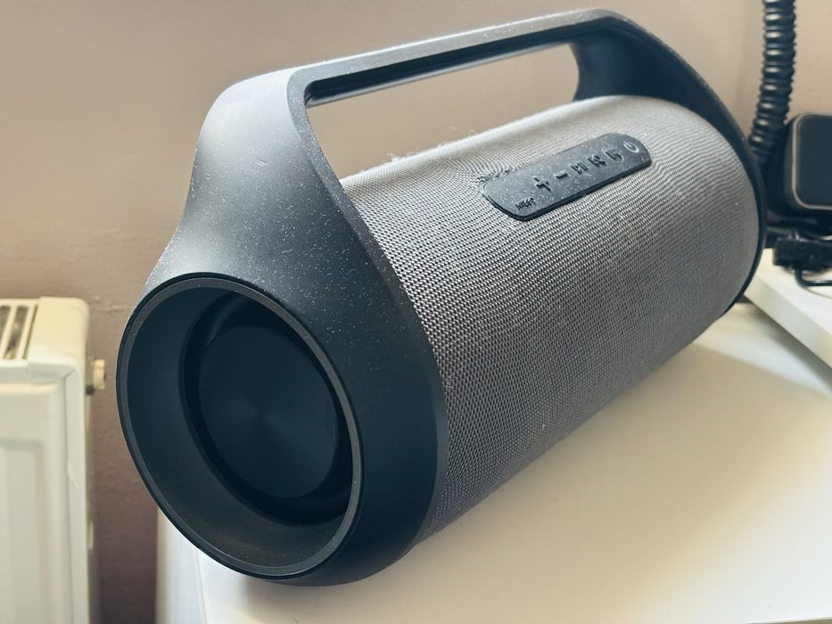 Boxa portabila Sony SRS-BTX300 si SRS-BTM8