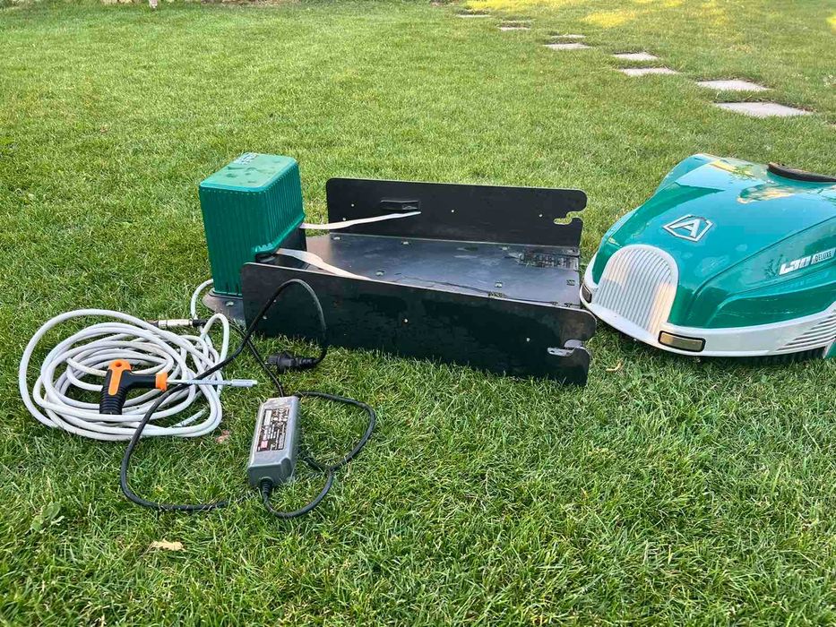 Косачка робот Ambrogio L30Deluxe