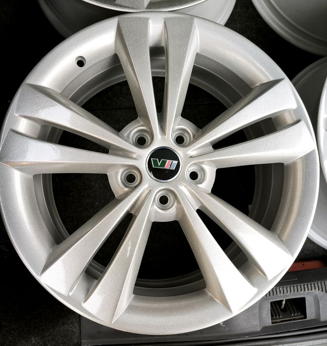 Джанти Шкода VRS 18