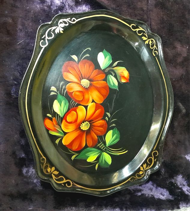 Жестяные подносы эпохи СССР