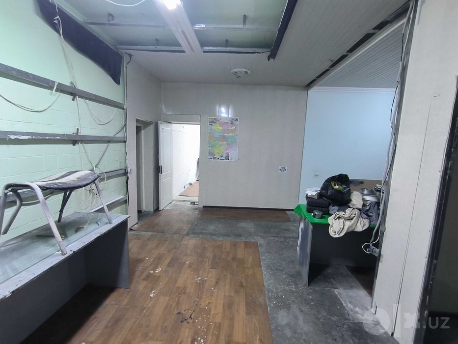Ijara ofis, ombor, dokon uchun 130 m2 Furqat bog'i oldida joylashgan