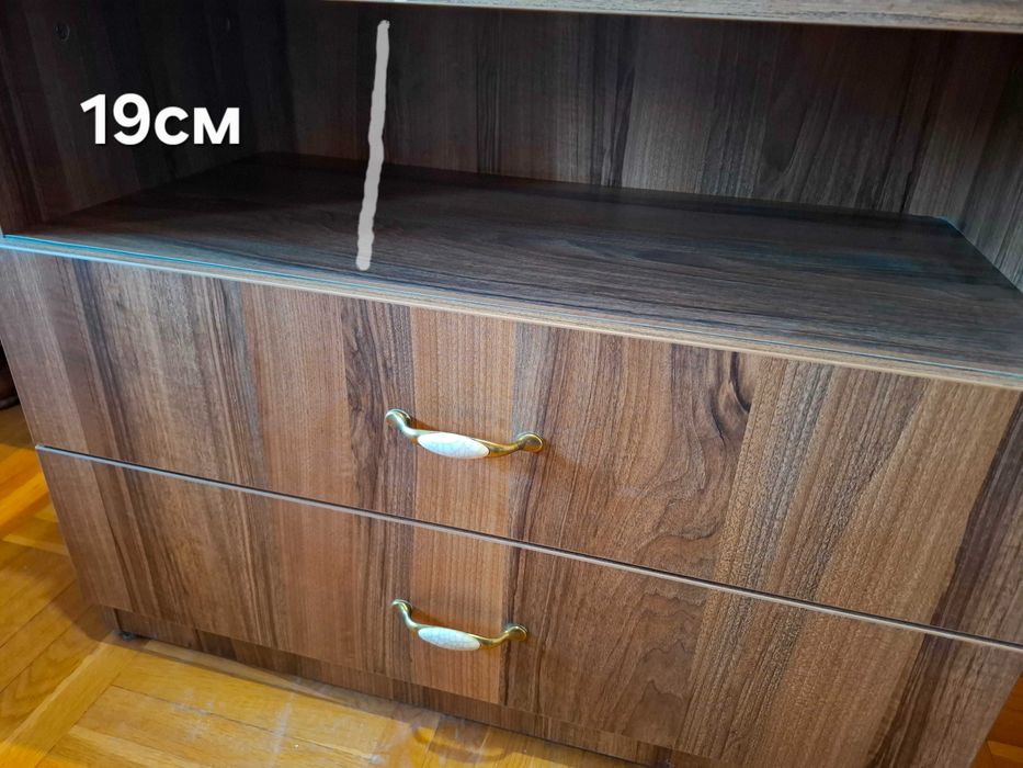 ТВ шкаф  ( скрин )