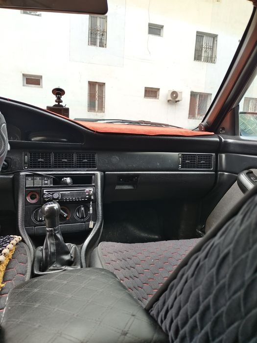 Ауди 100 жағдайы зың