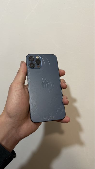 Продам iphone 12 pro 256 гб