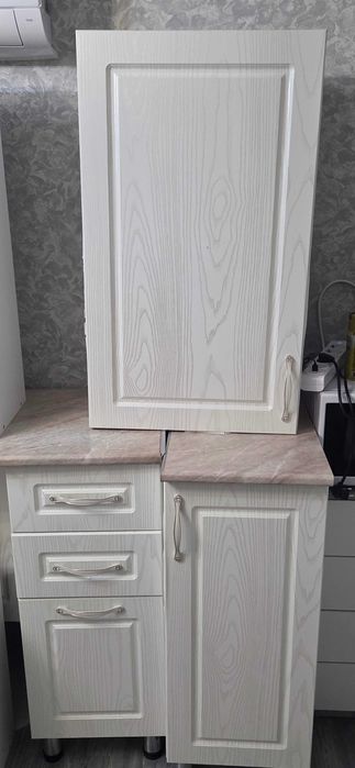 кухонный гарнитур продам