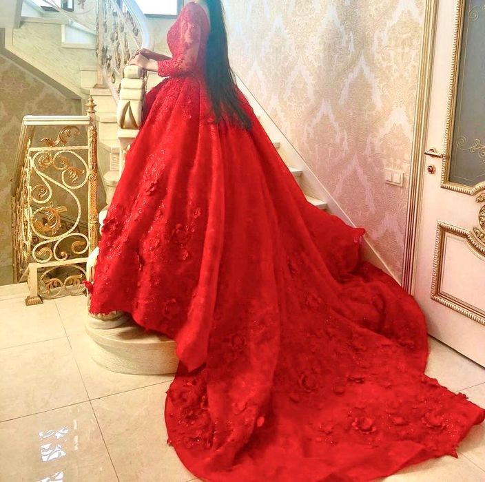 Свадебное/вечернее платье Belucci