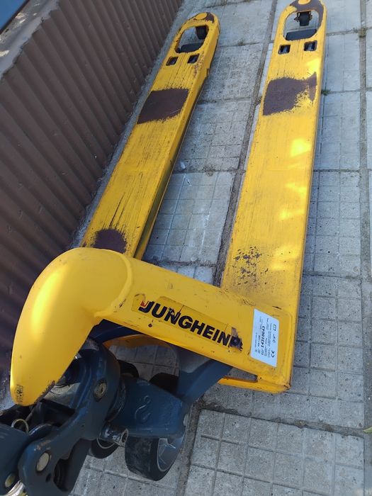 Jungheinrich  Транспалетна  количка 2tonа