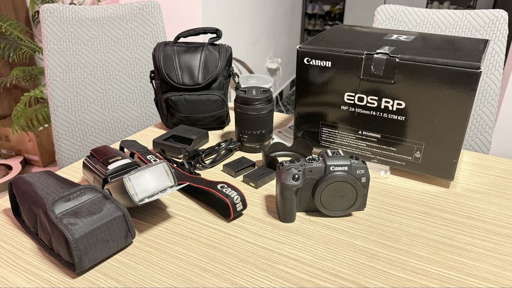 Vand aparat CANON RP  full, mirrorless nou!!