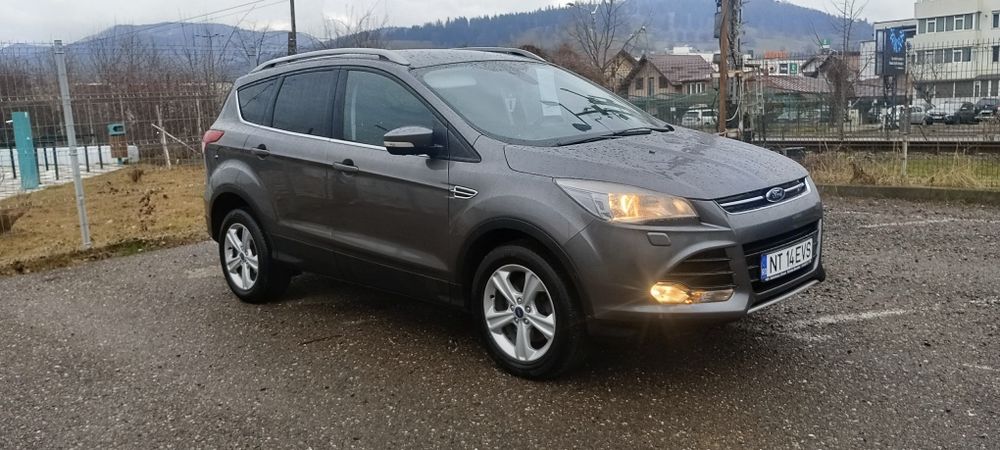 Ford Kuga 4x4 model Titanium Inm Ro 2026