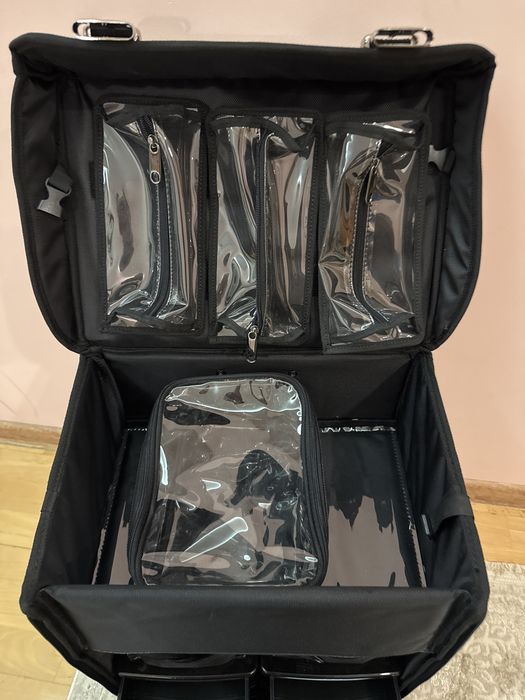 Чемодан для визажистов Новый !