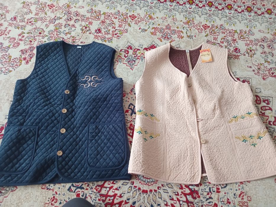 2 кажекей  новый  5000 тенге