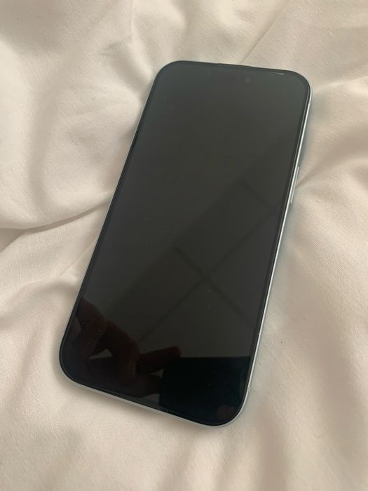 Iphone 15 128gb перфектно състояние
