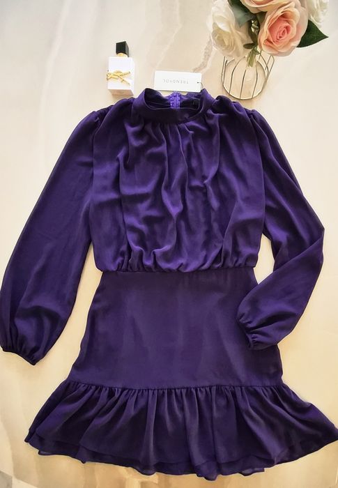 Рокля в лилав цвят " TRENDYOL "