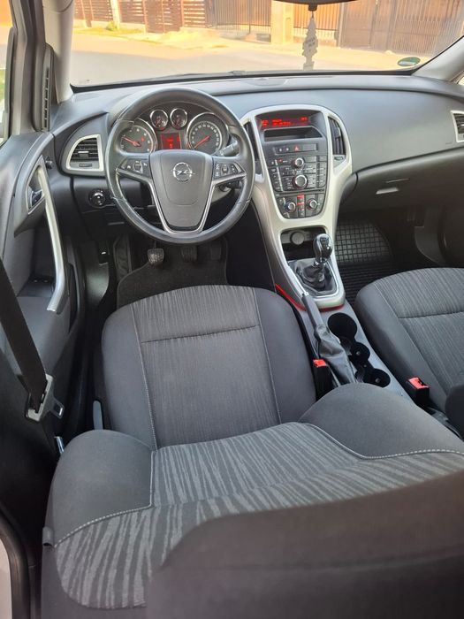 Opel Astra j 1.3 diesel