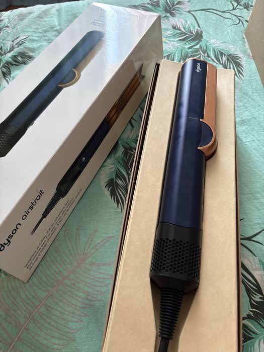 Dyson, Airstrait