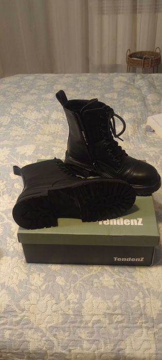 Нови кубинки TENDENZ, естествена кожа, Номер 36, но отговаря на 37.