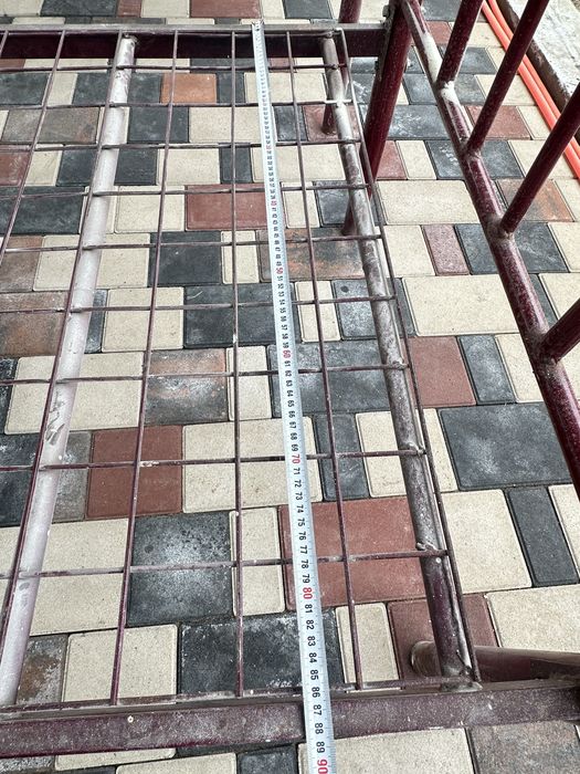 Кровать металлическая