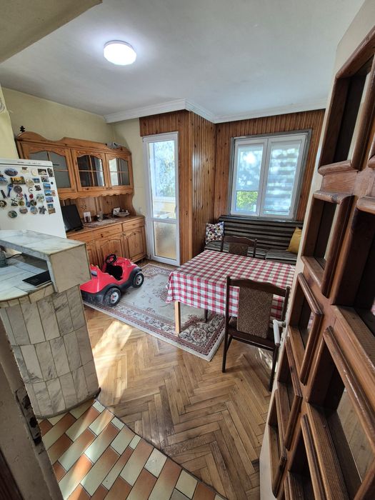 Апартамент 4-стаен, кв. Еленово, гр. Благоевград