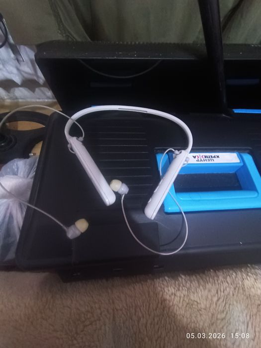 Продам наушники bluetooth