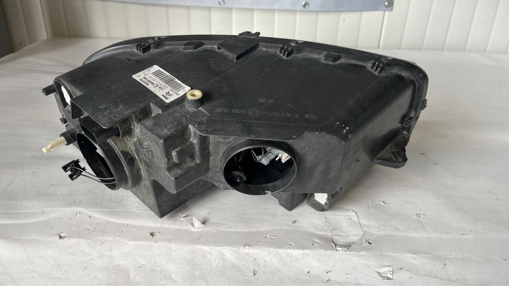 Ляв фар Citroen C4 Cactus