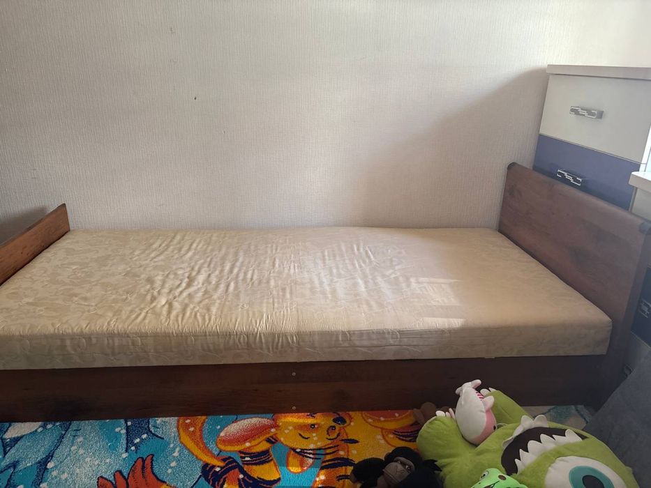 Продается односпальняя кровать