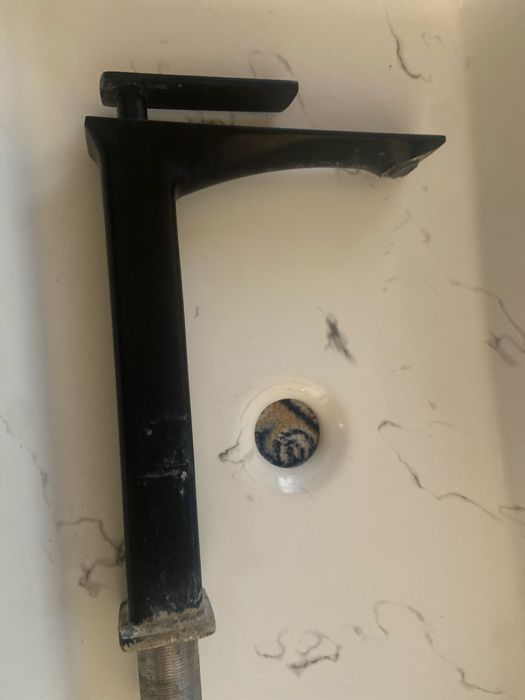 раквина со смесителем