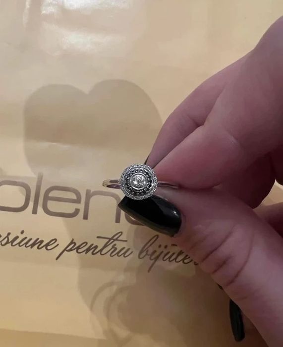 Inel cu diamante