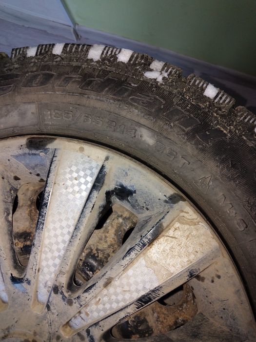 Продам Зимние Шины