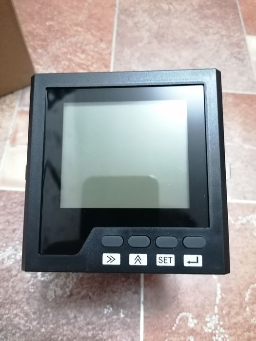 Многофункциональный измеритель