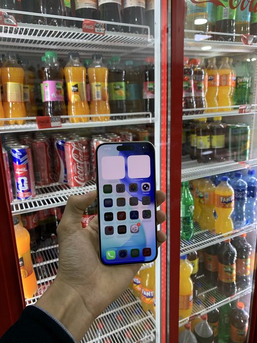 Продам срочно iPhone 15 Pro 256gb