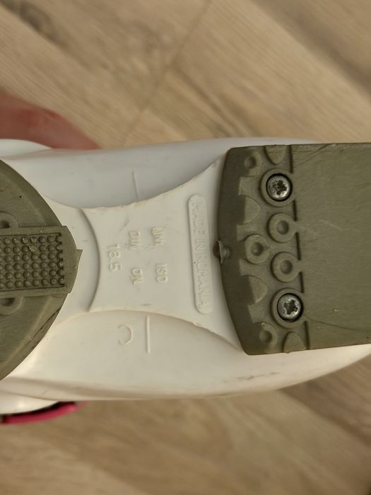 Горнолыжные ботинки детские. 18,5 размер