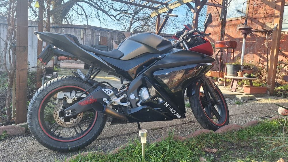 Vând Yamaha YZF 125