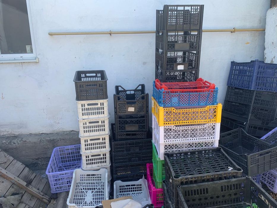 Продам пластиковые ящики