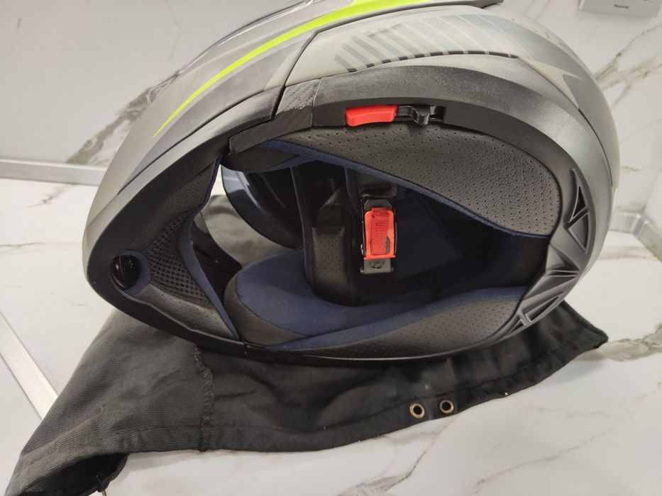 Каска за мотор Black размер XXL