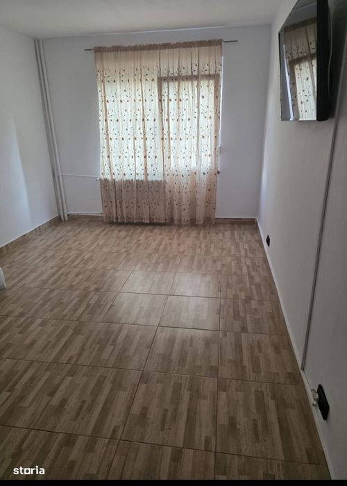 De vanzare apartament 3 camere | sebastian