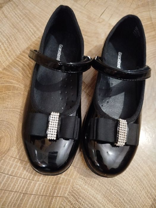 Детски обувки номер 32