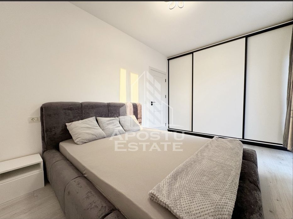 Apartament 2 camere / 2 balcoane /terasa mare 50 mp