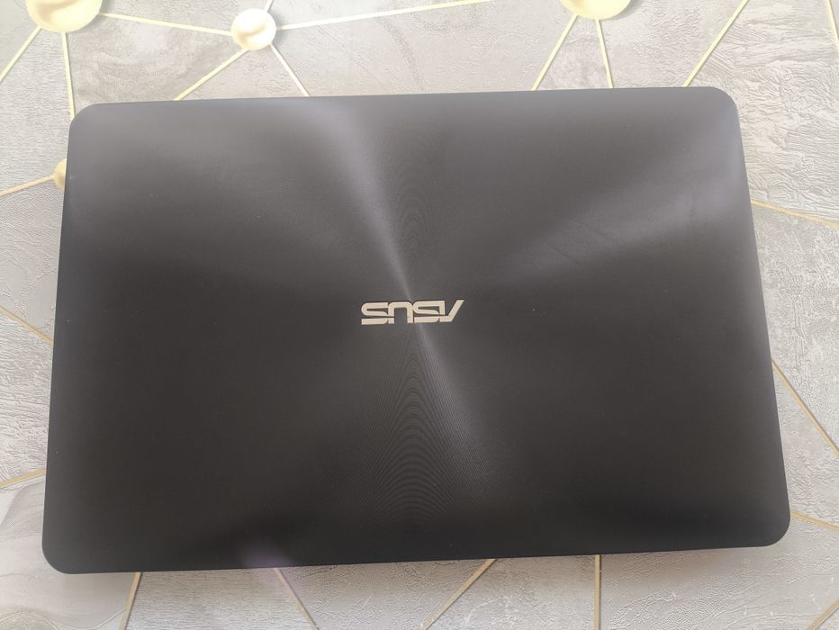 Asus Sonic master в идеальном состоянии