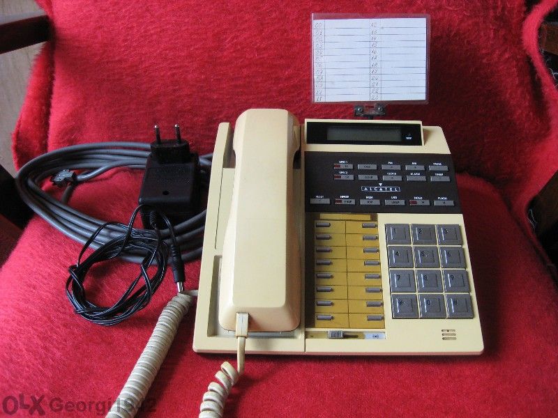 Продавам телефон за офис, модел - Мултифон - 2200, на фирмата - Алкате