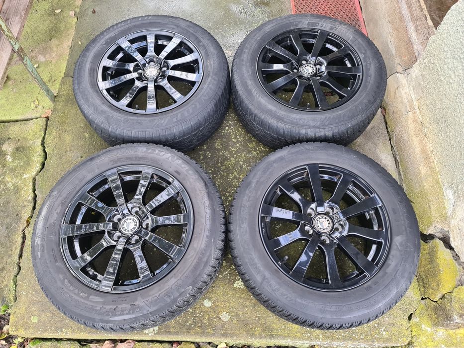 215 60 R 16 jante aliaj cu cauciucuri de iarna 5 x 108 ET 40 FORD