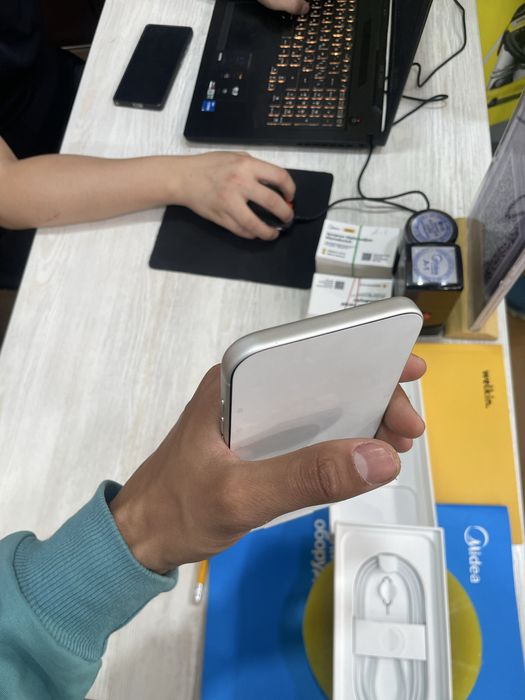 Iphone 17 Pro Max silver