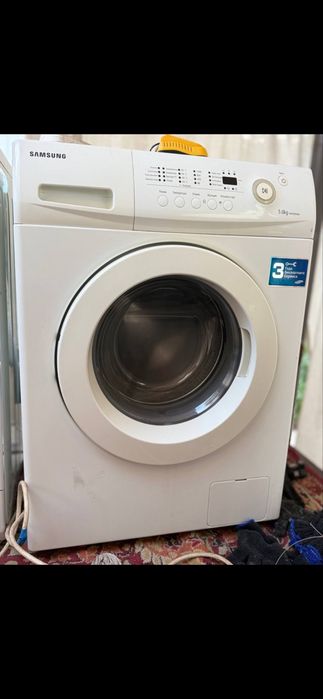 Samsung kirmoshina 5 kg yahshi ishlidi holati yahshi yahshi moshinka..