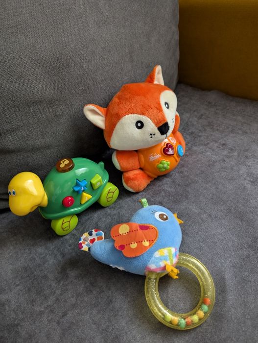 Бебешки играчки за количка и други