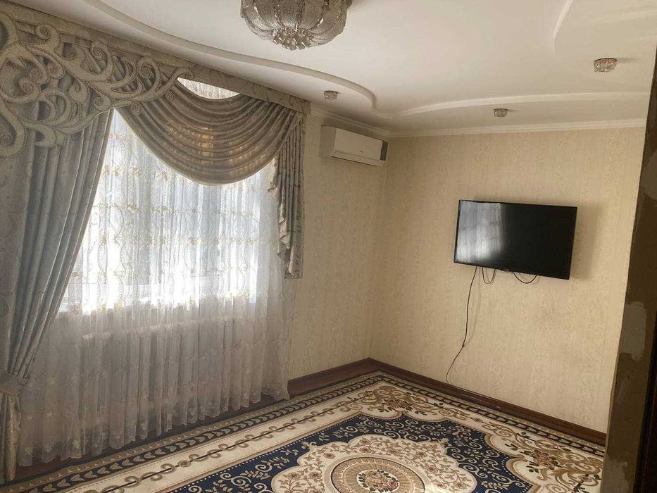 Сдам ул. Бабура, ТЦ NEXT, 3- комнатную,  с обстановкой