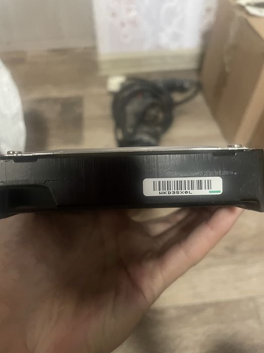 Жесткий диск Seagate skyhawk 8Tb