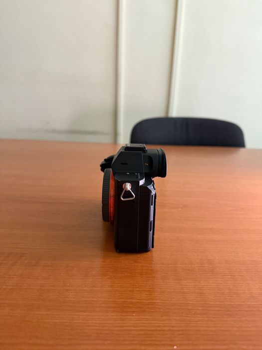 Фотоапарат Sony a7iii с най-новите фабрични настройки