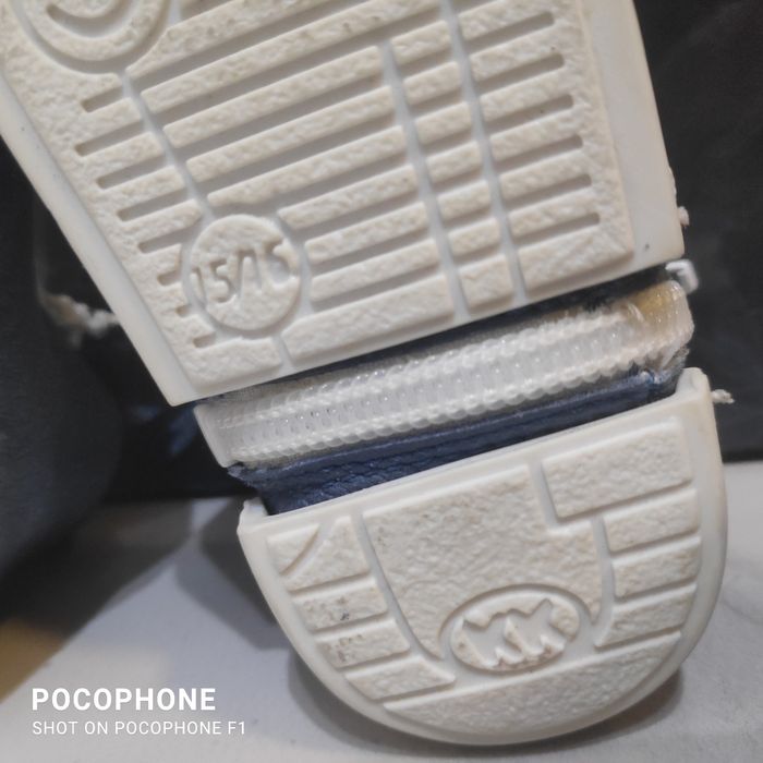 Продавам - буйки за прохождане К&К номер 15/16