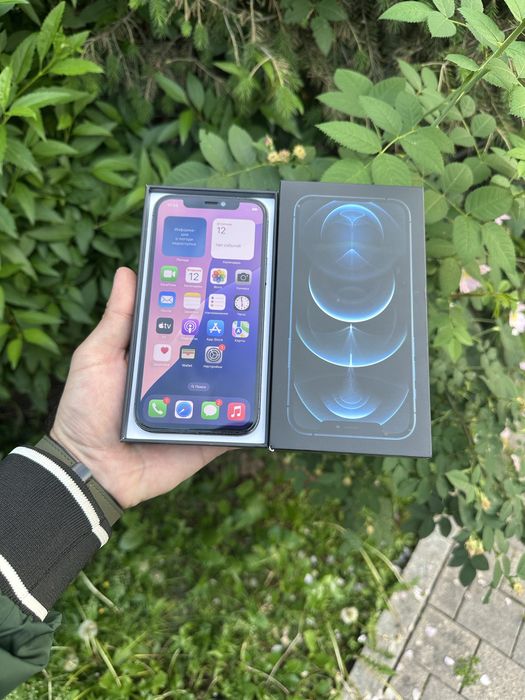 Продам телефон Айфон 12 Pro  128Gb